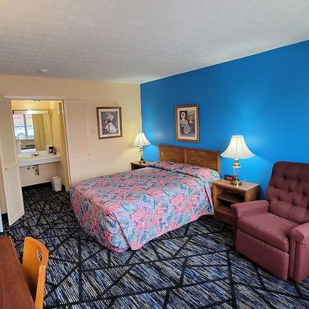 Guest Keeper Inn Van Wert Bagian luar foto