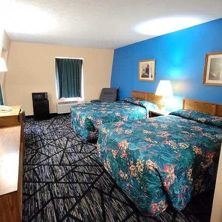 Guest Keeper Inn Van Wert Bagian luar foto